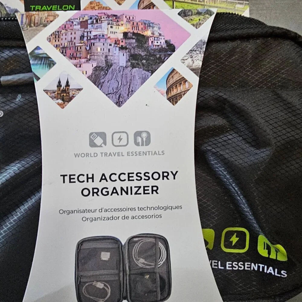 NWT Travelon Black World Travel Essentials Tech Organizer One Size
